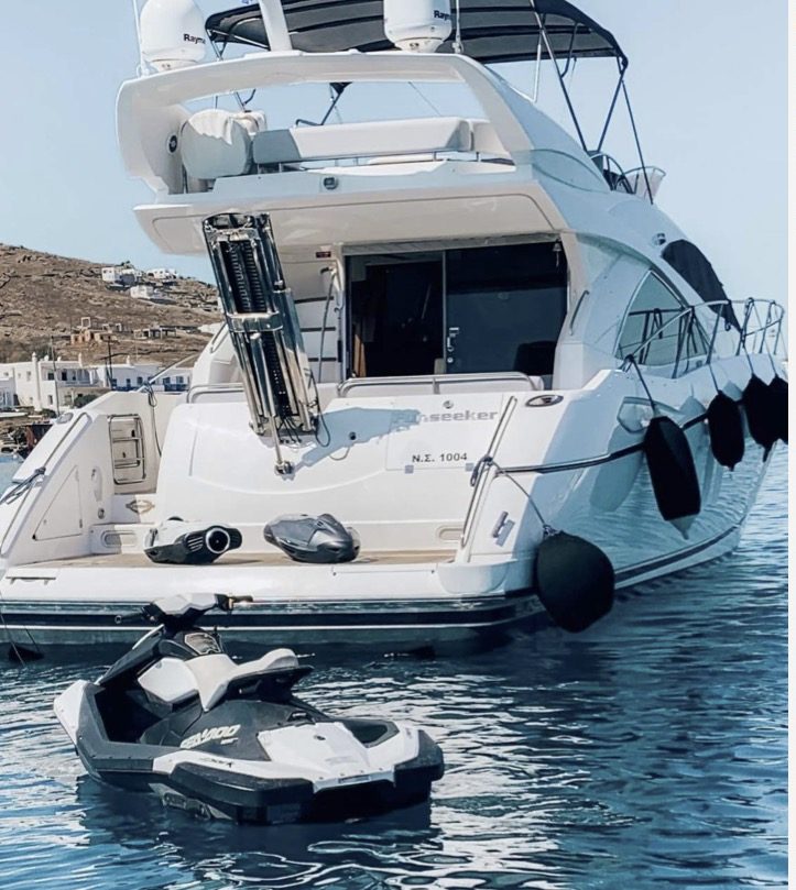 sunseeker-54ft-mykonos-yacht-experience